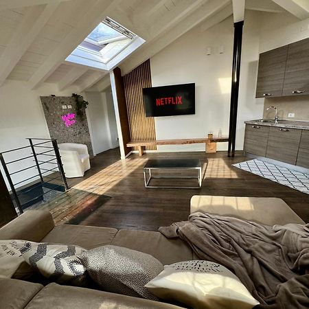 Bridge Apt Brescia - Netflix - Wifi Esterno foto
