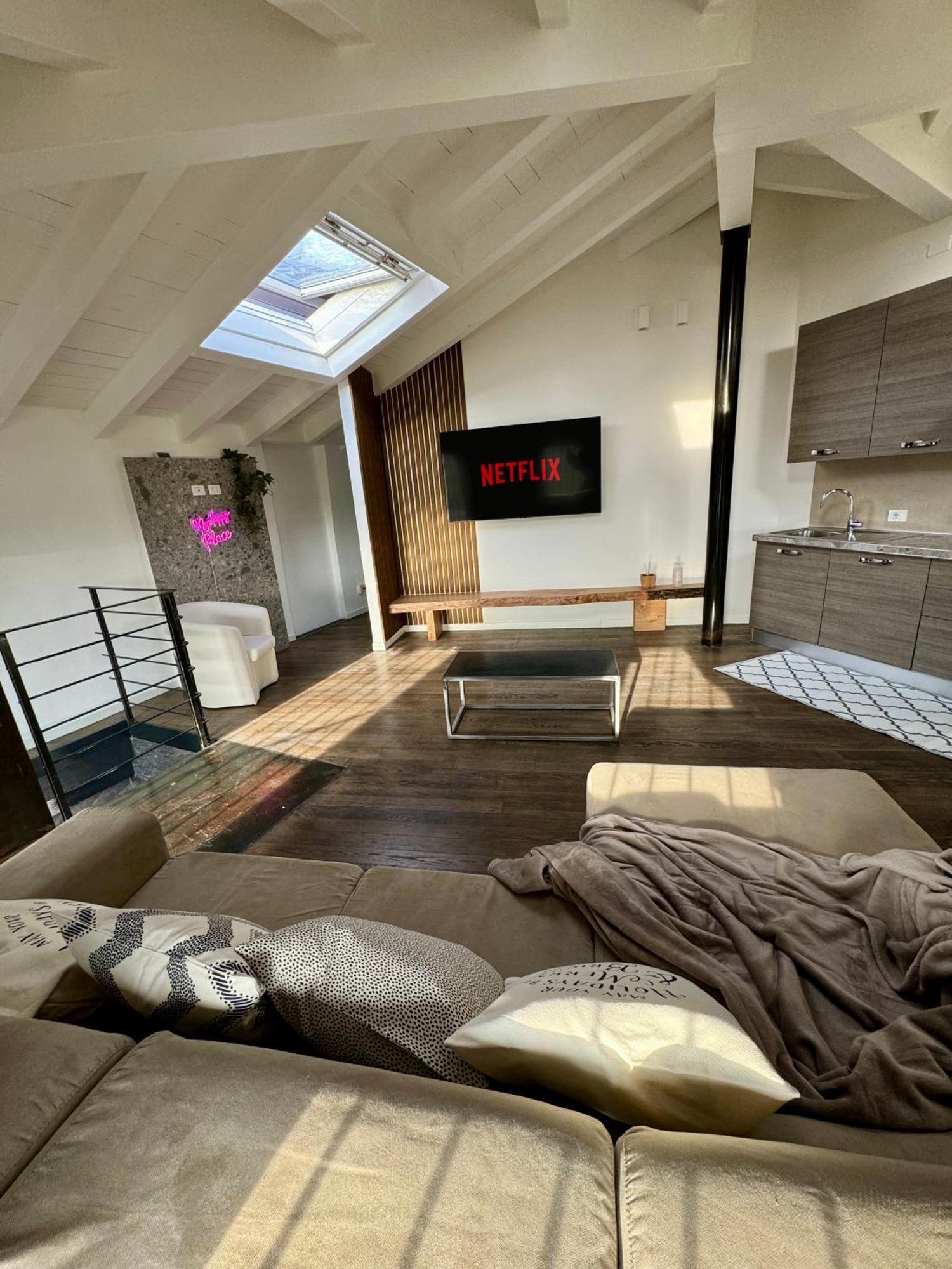 Bridge Apt Brescia - Netflix - Wifi Esterno foto